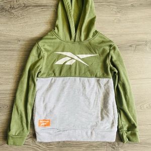 Boys Reebok Sweater Size 7